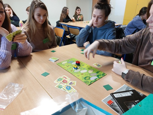 studentki w trakcie zajęć